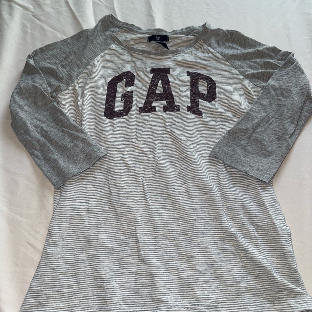 GAP Gray and White Striped Raglan Top